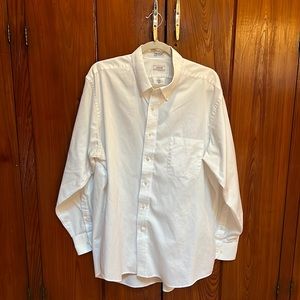 IZOD men’s white dress shirt 17.5 34/35 regular fit